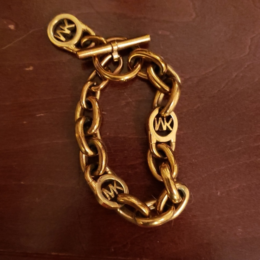 MK link bracelet